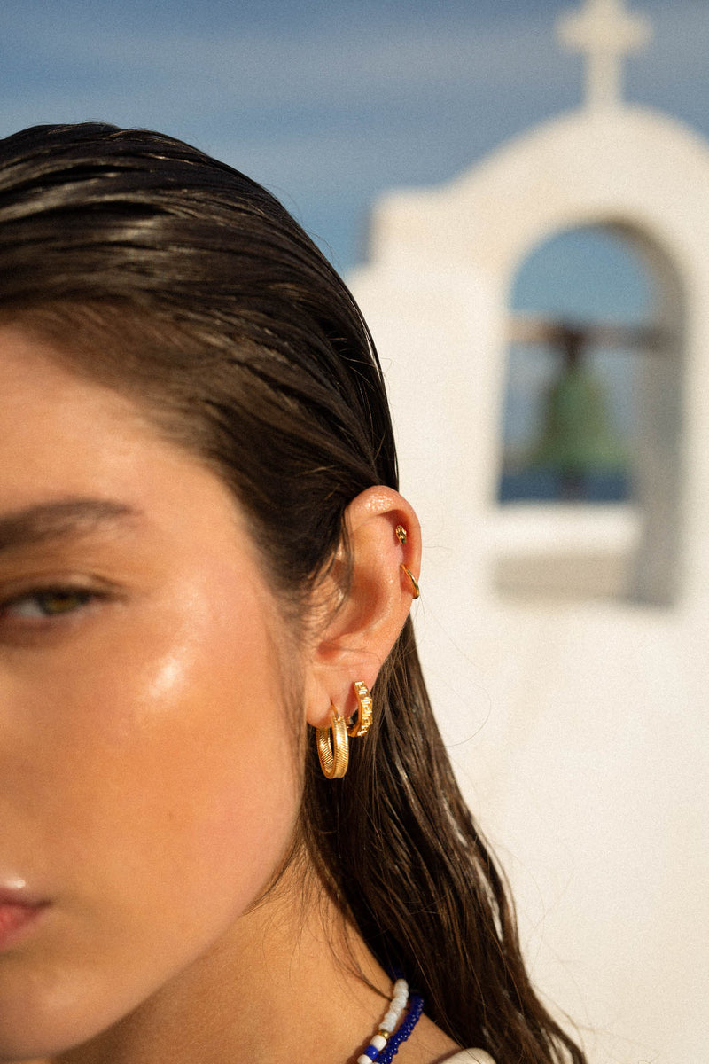 Hamsa hand stud gold plated