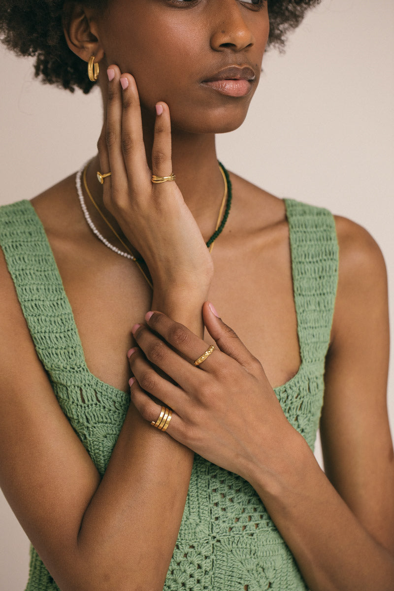 Roman dots ring gold plated