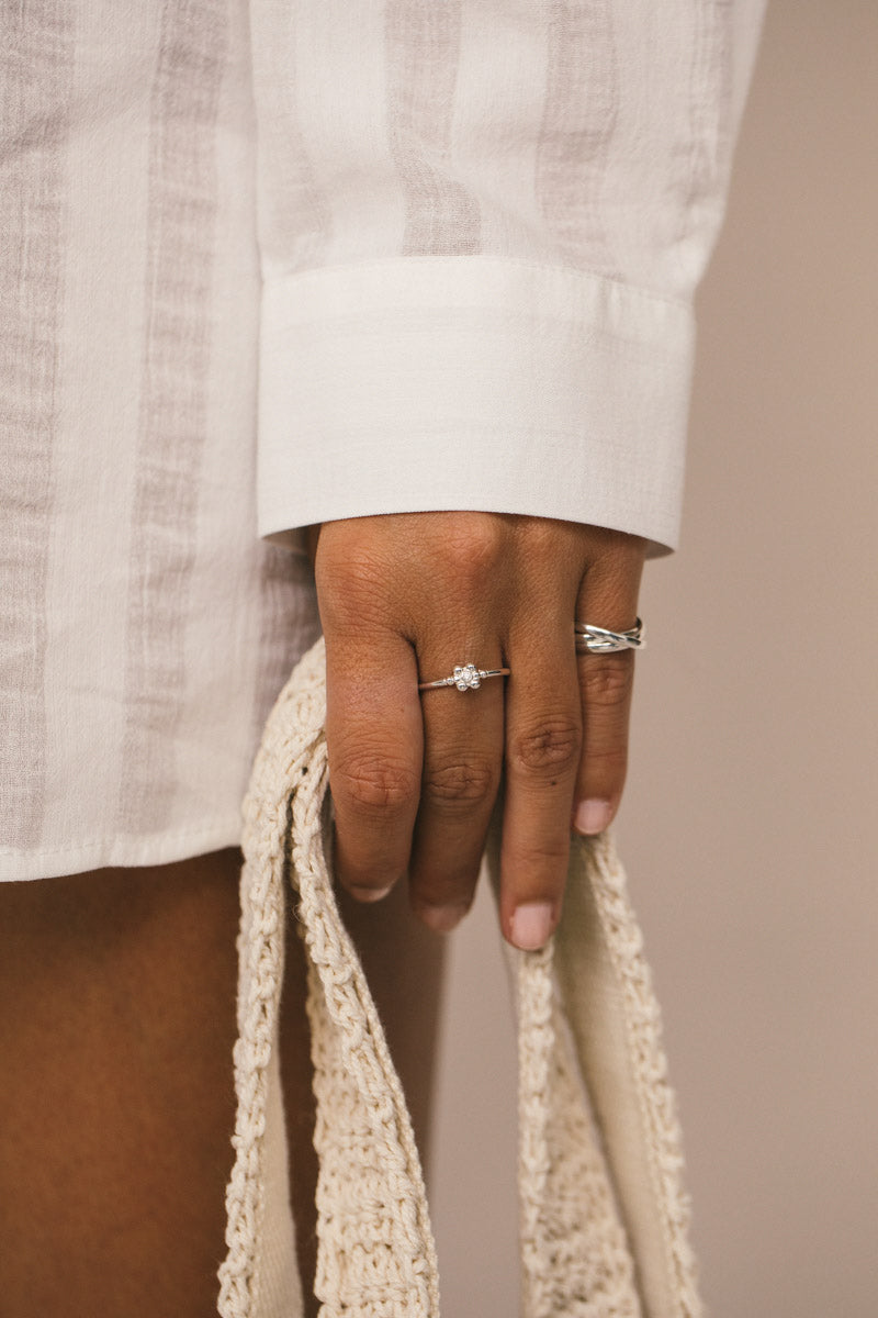 Trinity pinky ring silver