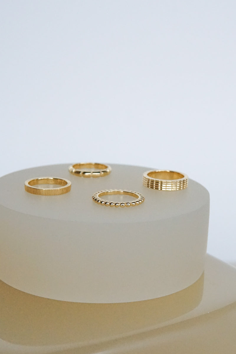 Small dots stacking ring gold plated