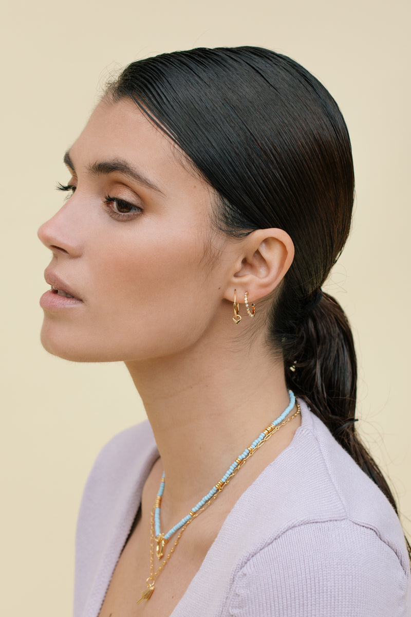 Blue clasp necklace gold plated