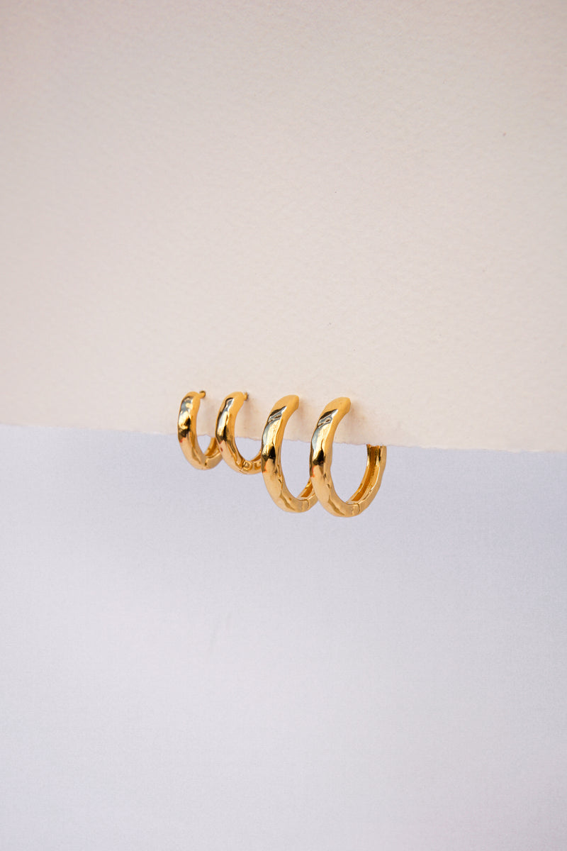 Hammered Huggie Gold Plated (15mm)