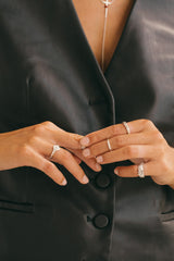 Hammered star pinky ring silver 