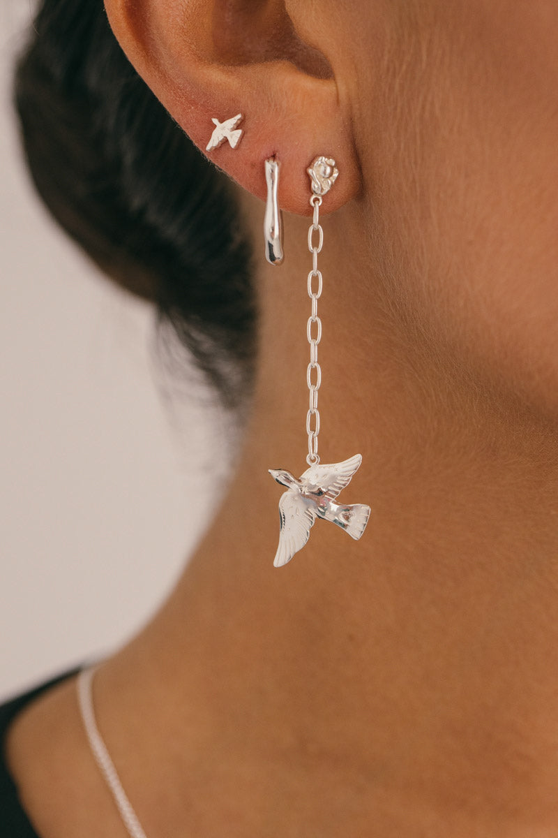 Lucky swallow stud silver