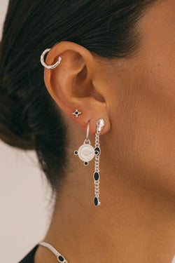 Timeless black stud earring silver