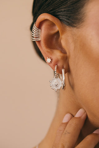 Hammered star stud earring silver 