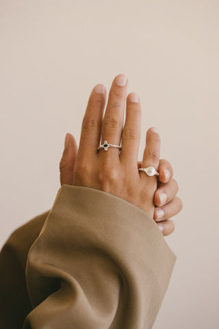 Timeless black ring silver