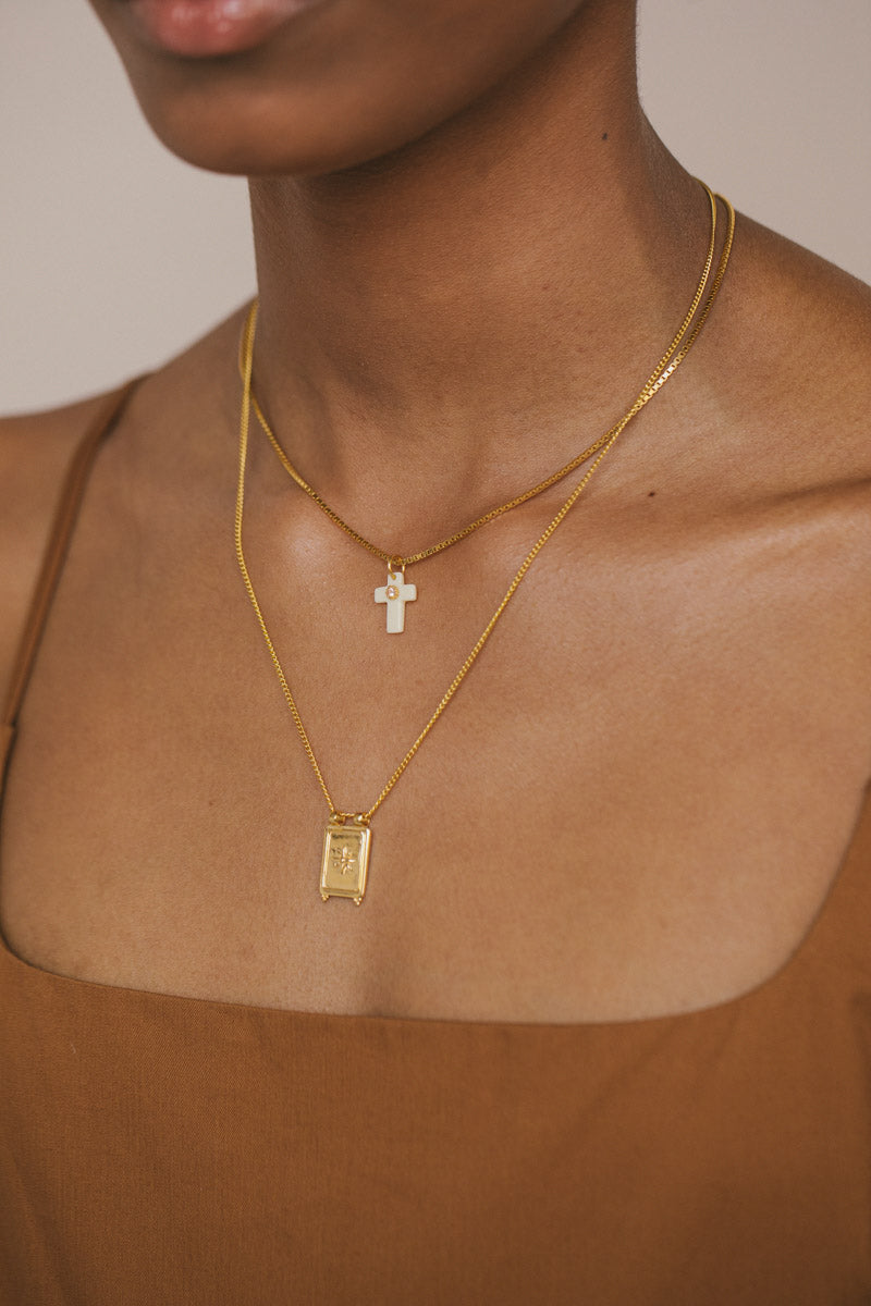 Hestia necklace gold plated