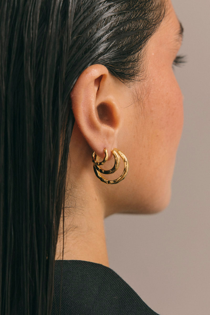 Hammered Huggie Gold Plated (15mm)