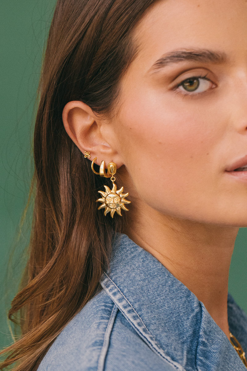 Flores Stud Gold Plated