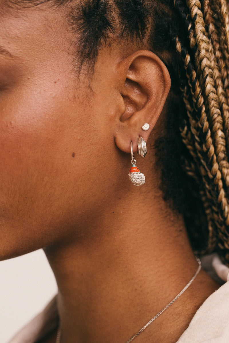 Crown Shell Hoop Earring Silver