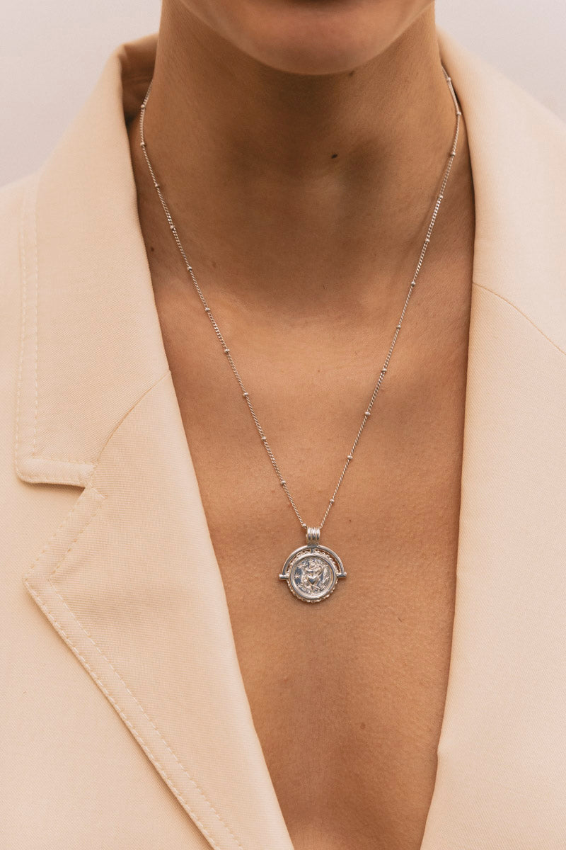 Queen Of Stars Double Sided Necklace Silver