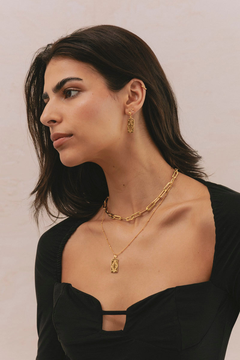 Stellar Glow Necklace Gold Plated