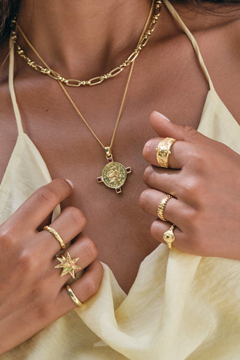Thorns And Roses Necklace Gold Plated