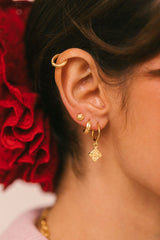 Shell Stud Gold Plated