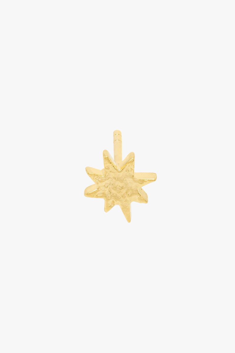 Hammered star stud earring gold plated 