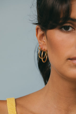 Wild classic earring gold plated small (25mm)