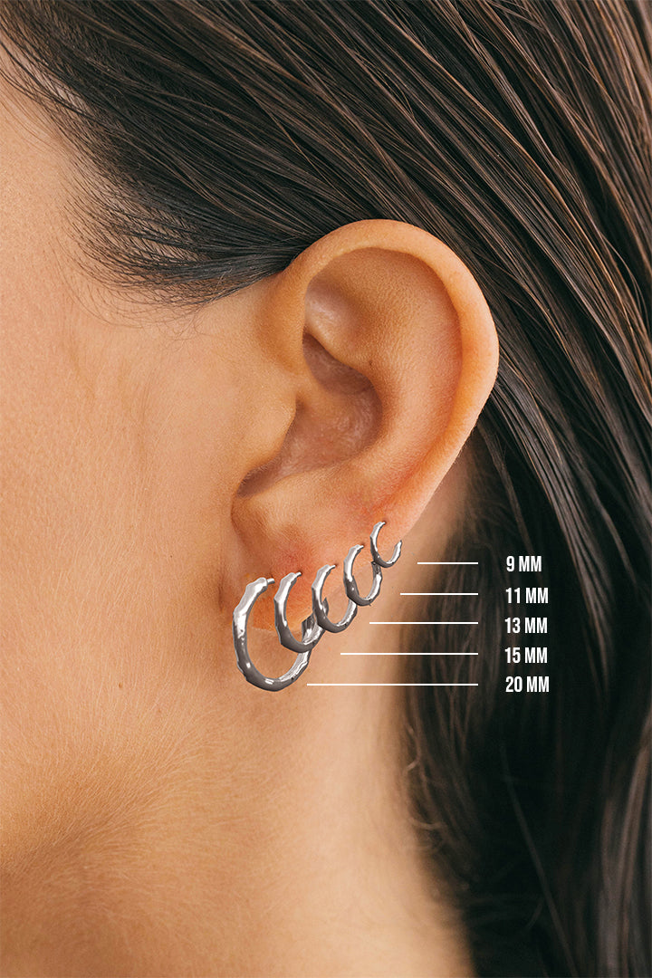 Hammered hoop silver large (13mm)