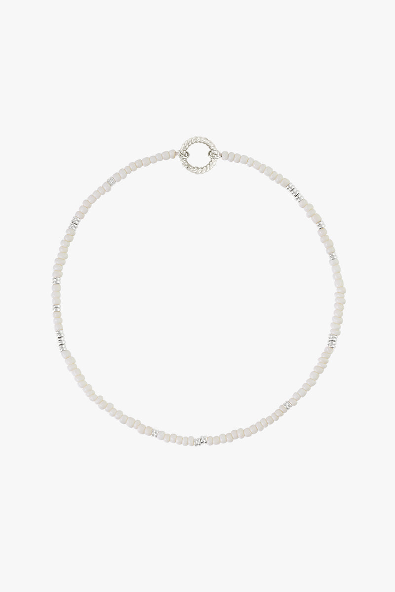 White clasp necklace silver