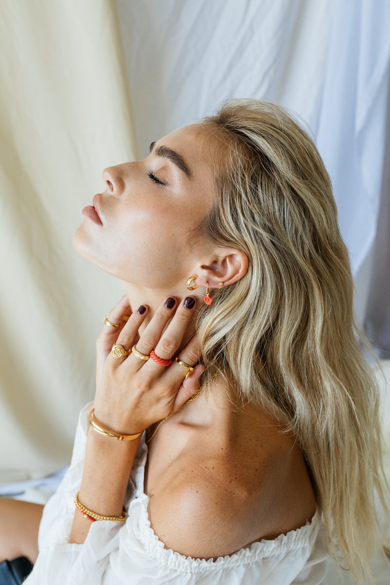 Kissed by the sun stud 14k solid gold