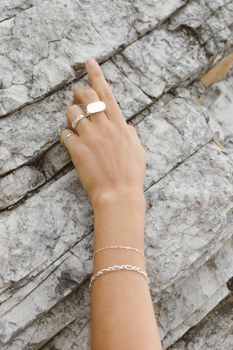Statement bar ring silver