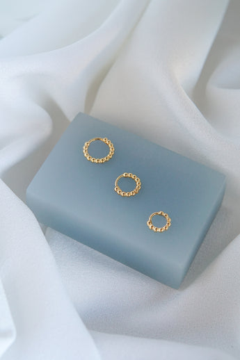 Small dots hoop gold plated (11mm)