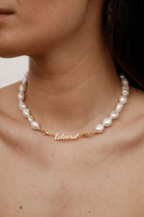 Statement pearl necklace gold plated