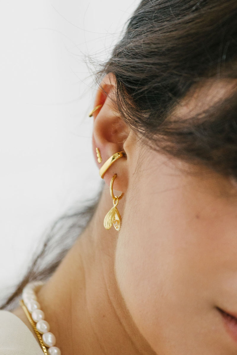 Stacking dots stud earring gold plated