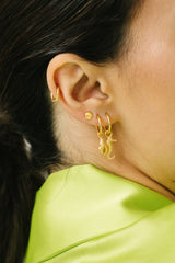 Tulip shell earring gold plated