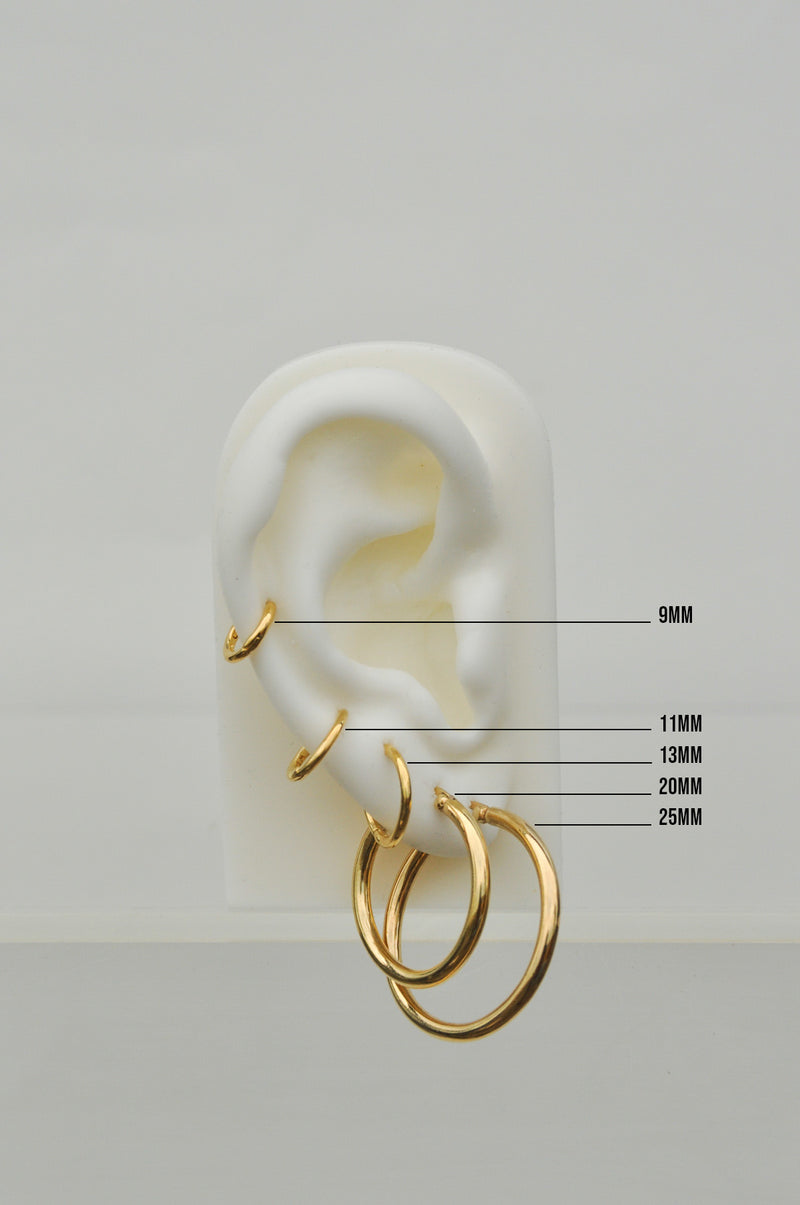 Wild classic earring gold plated small (20mm)