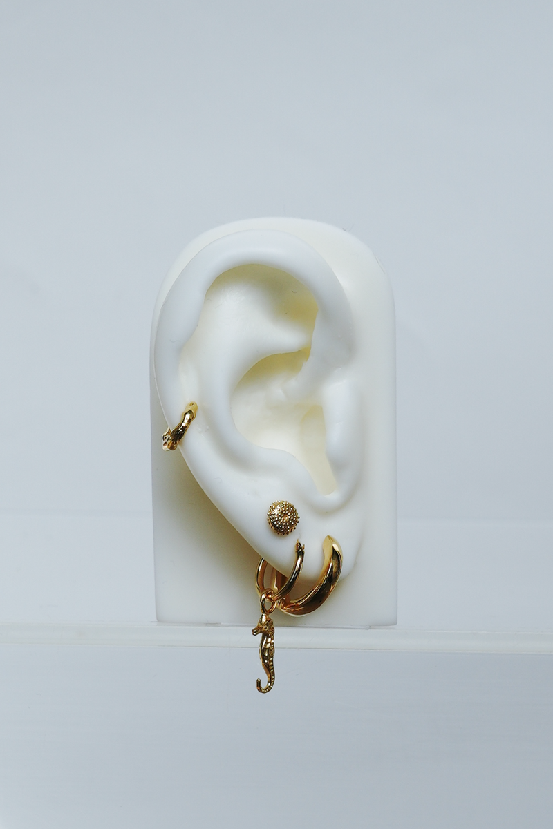 Seahorse earring gold plated