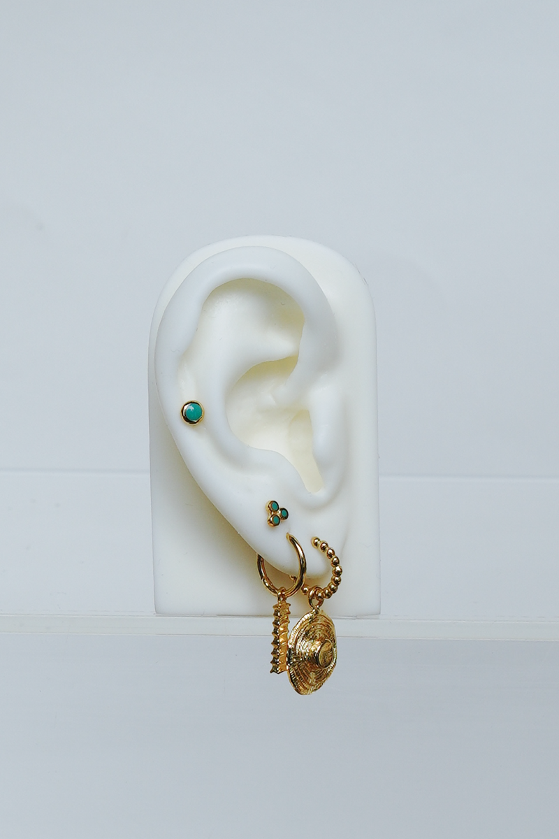 Triple mediterranean stud earring gold plated