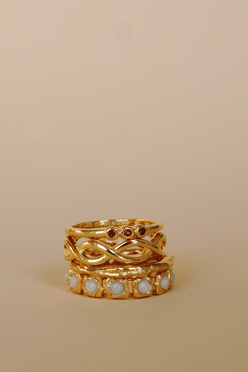 Waves ring gold plated