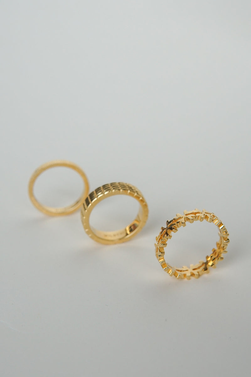 Clover club index ring gold plated