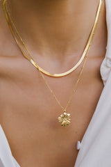 Wildflower necklace gold plated