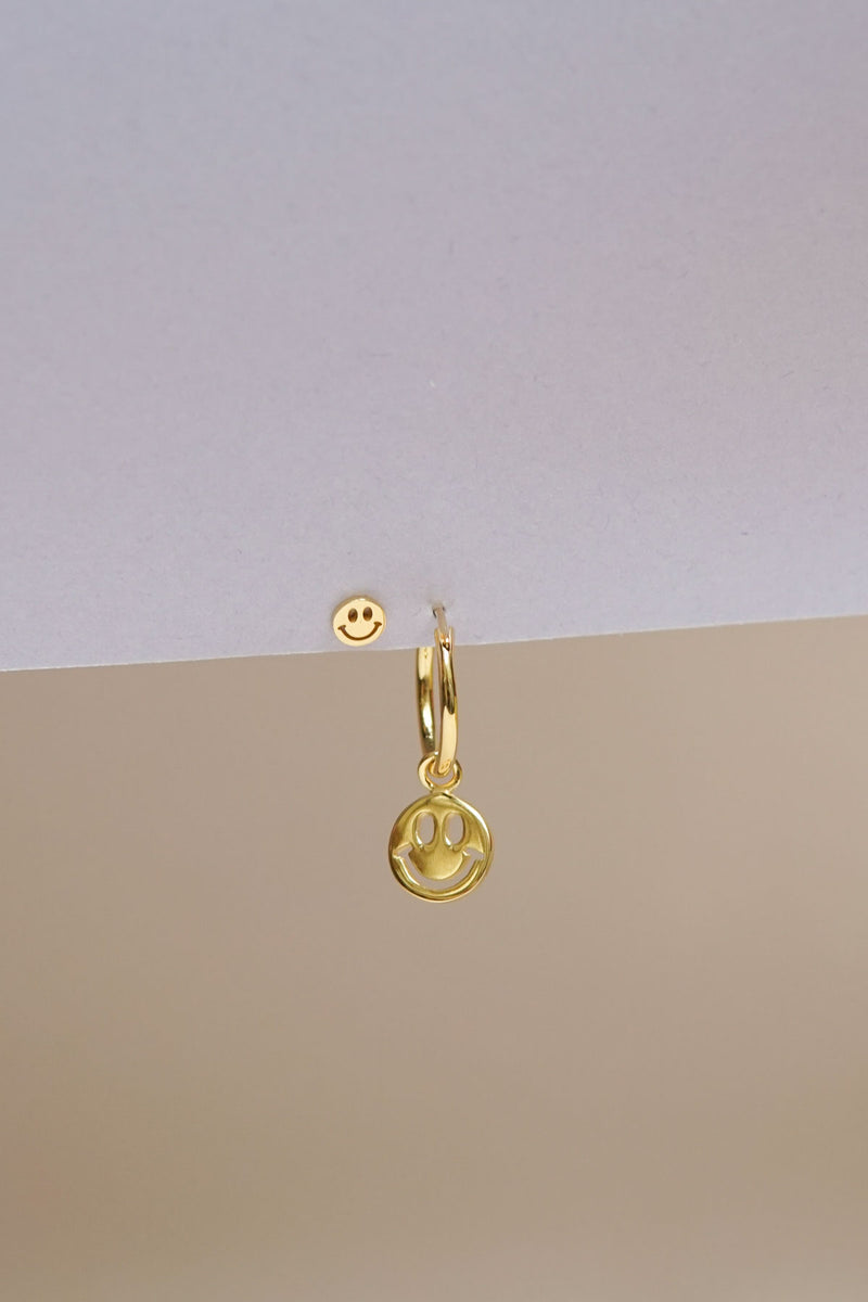 Smiley coin earring gold plated