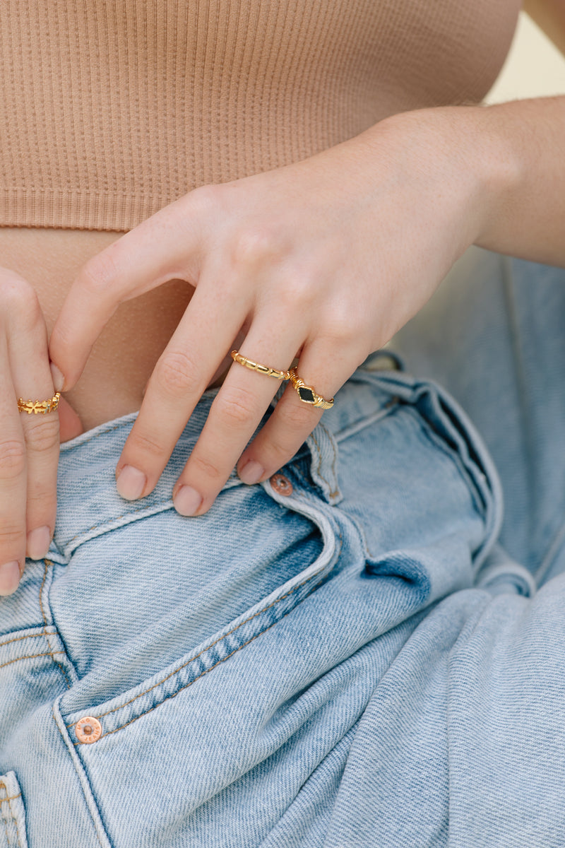 Vacance ring gold plated