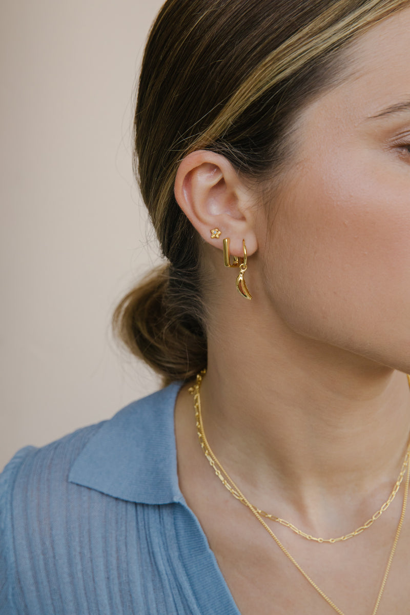 Basic rectangle hoop gold plated